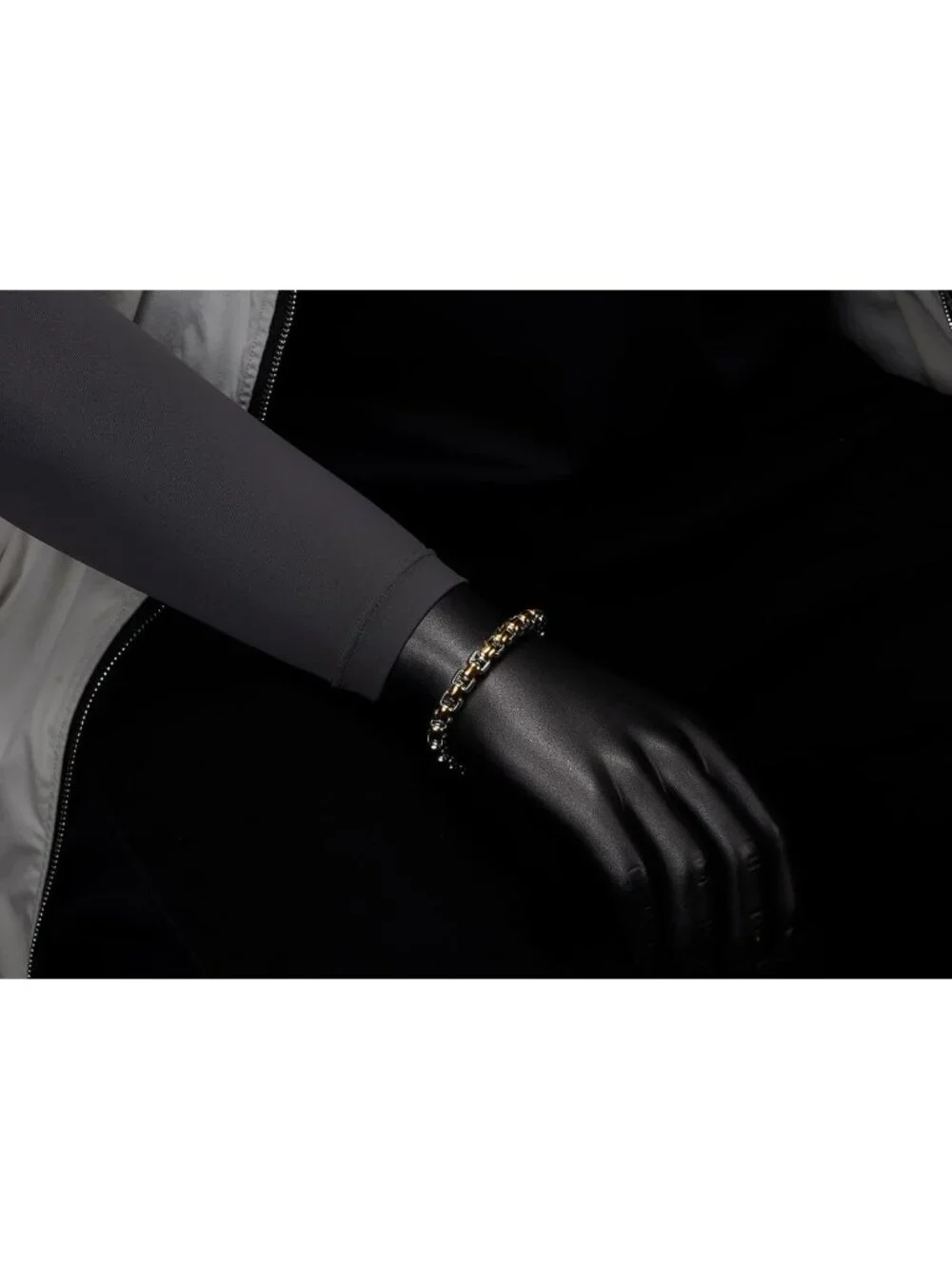 Stylish Two-Tone Stainless Steel Rolo Chain Link Bracelet for Men - Durable